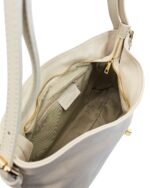 вътрешност на кожена чанта с етикет vera pelle made in italy